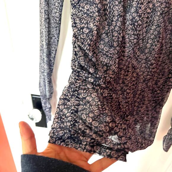 Cinq A Sept Mesh Turtleneck Blue Print SZ M - Picture 5 of 7